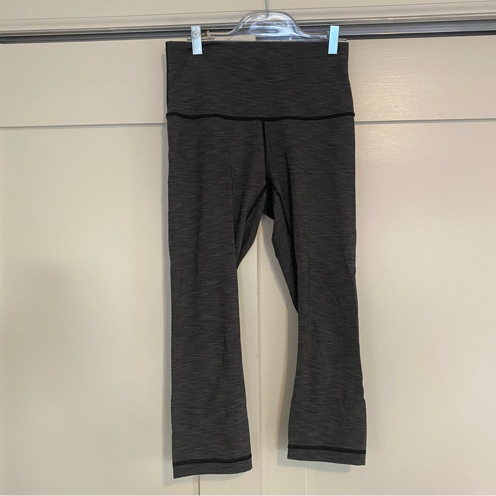 Lululemon cropped legging size 8